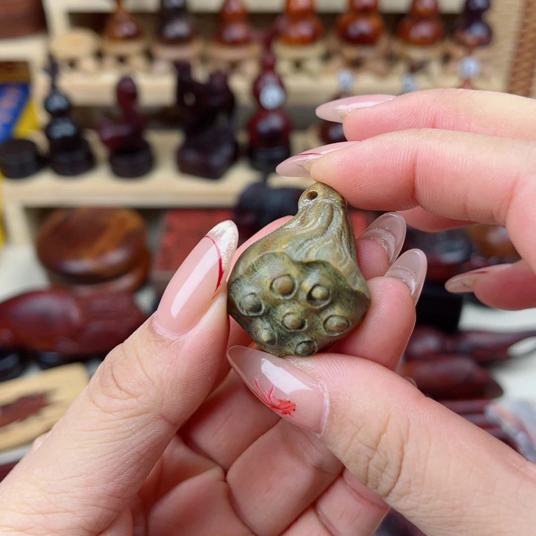 维腊木（绿檀）珂****@穿绳子