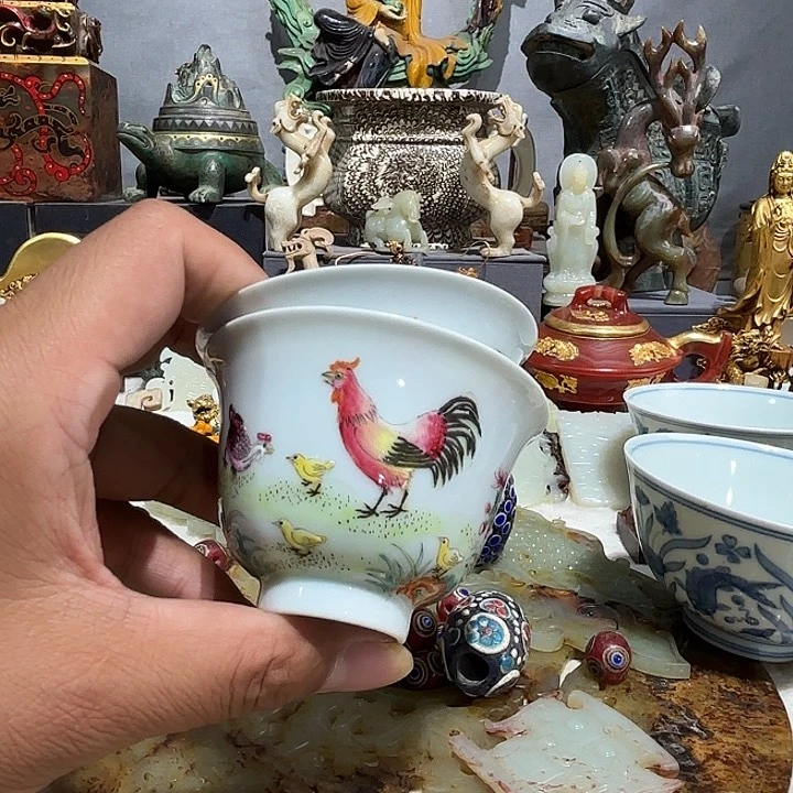 瓷片千***鹰这几位朋友在这里做