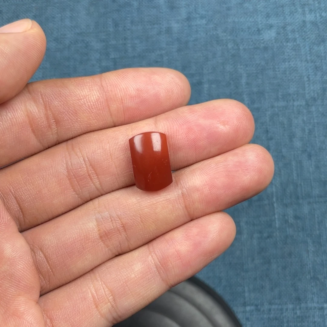 未镶嵌配饰南红玛瑙