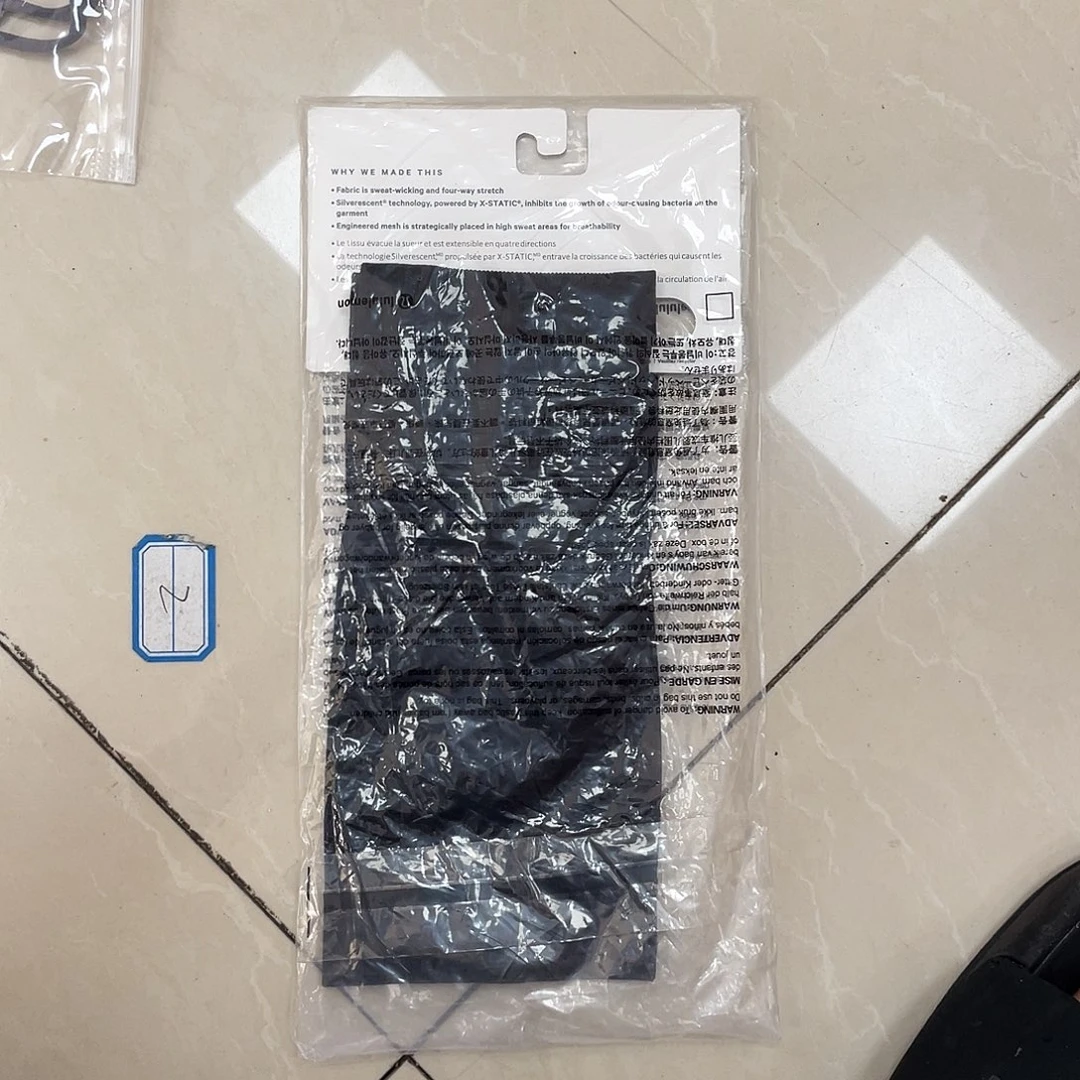 PU化妆包等产品为一体
