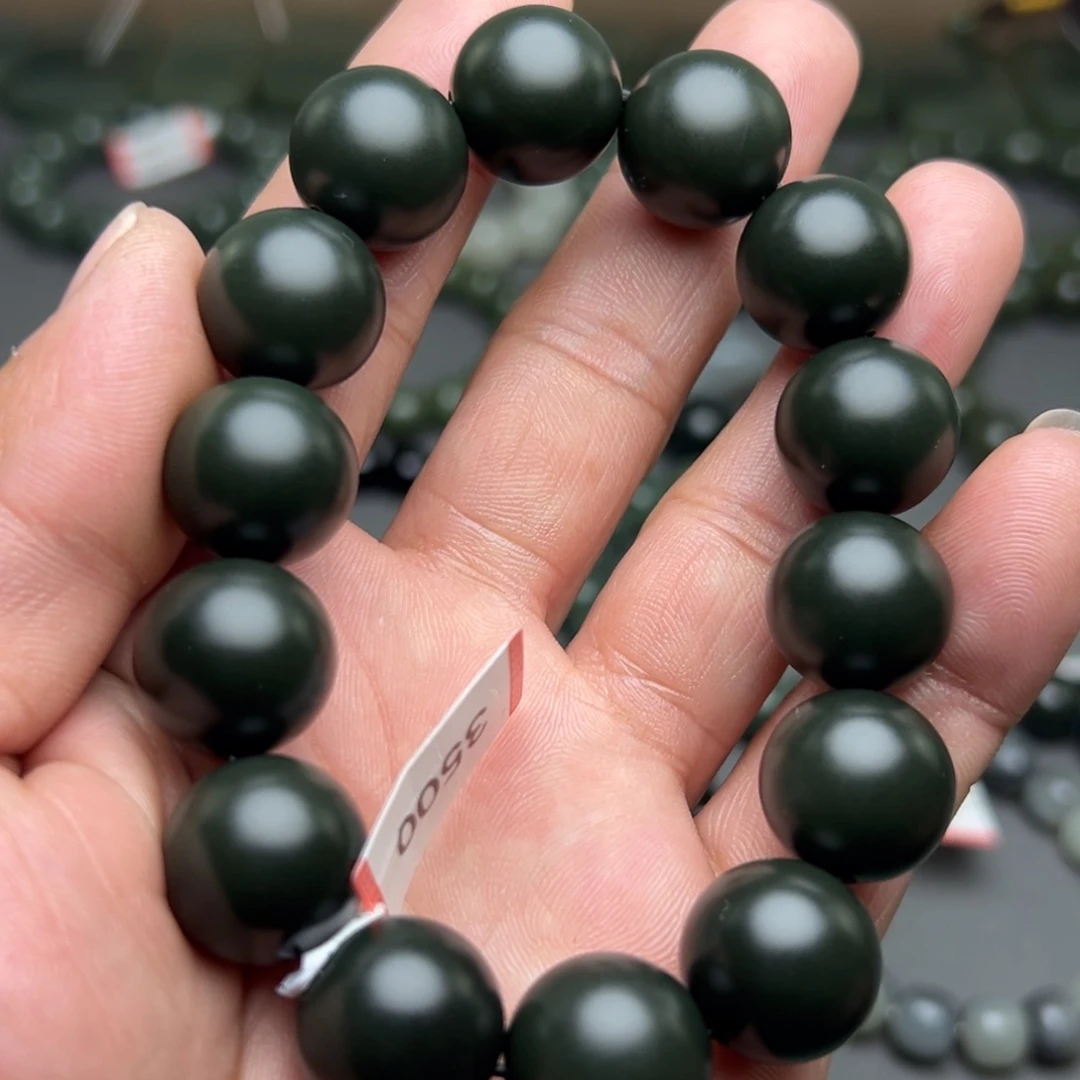 和田玉手链未镶嵌沙枣青卡16