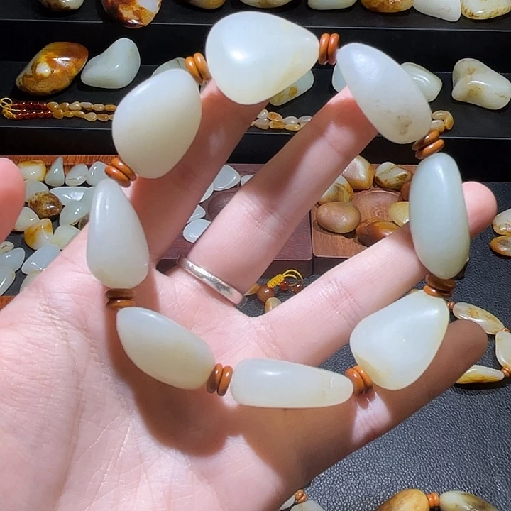 未镶嵌手链和田玉