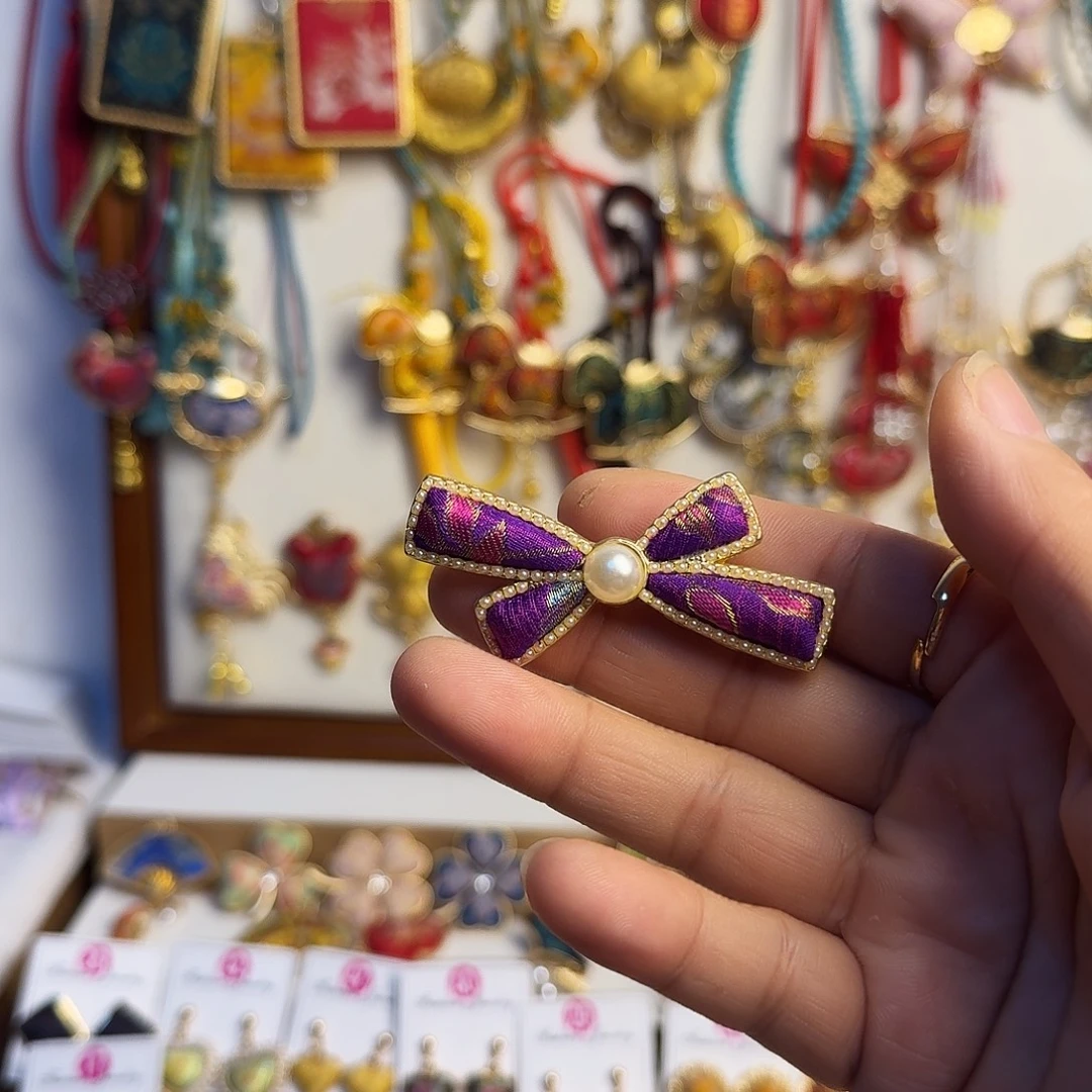 卖***呀皮质铁合金手工制作不退不换