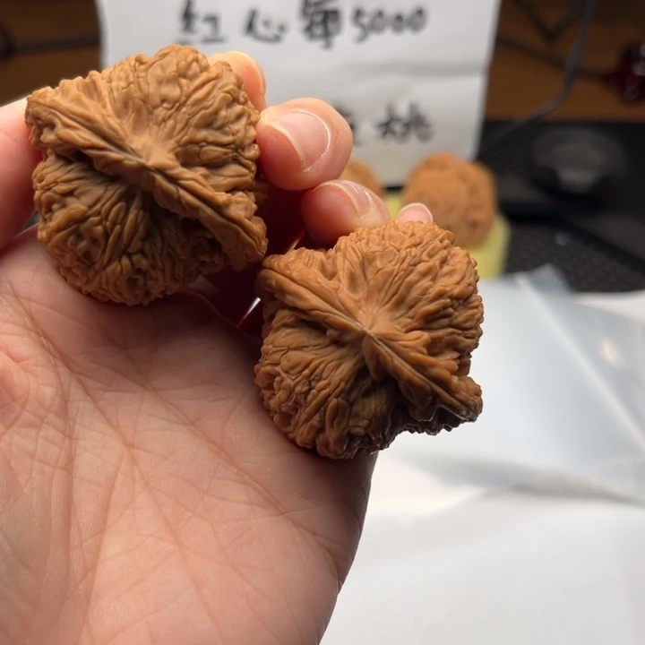 文玩核桃吊坠南疆43