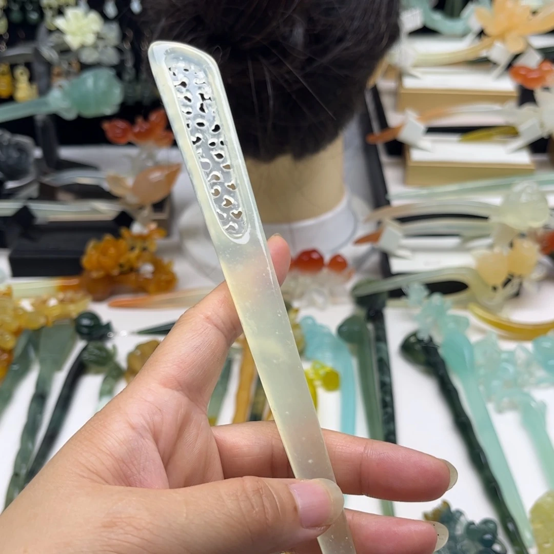 蛇纹石玉合金发簪