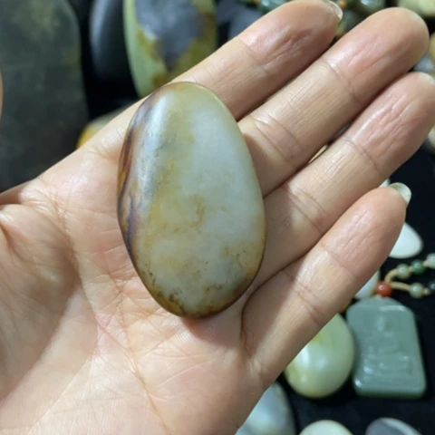 和田玉（糖玉）未镶嵌车挂