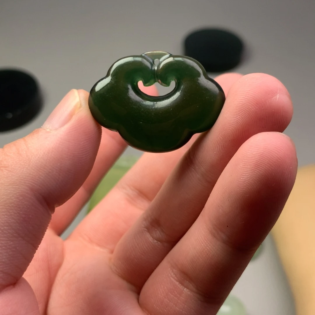 【闪购商品】未镶嵌蛇纹石玉岫玉无****~