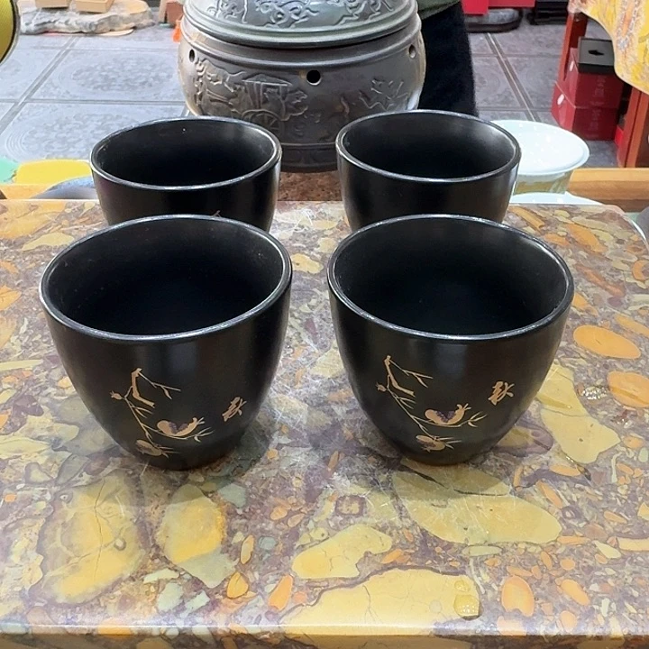 品茗杯一组四个。。。品茗