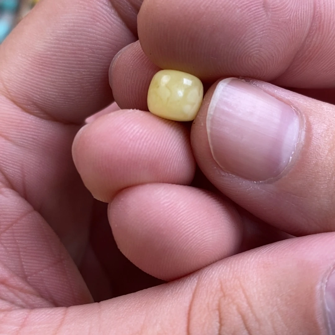 @****蜜蜡未镶嵌裸石配饰