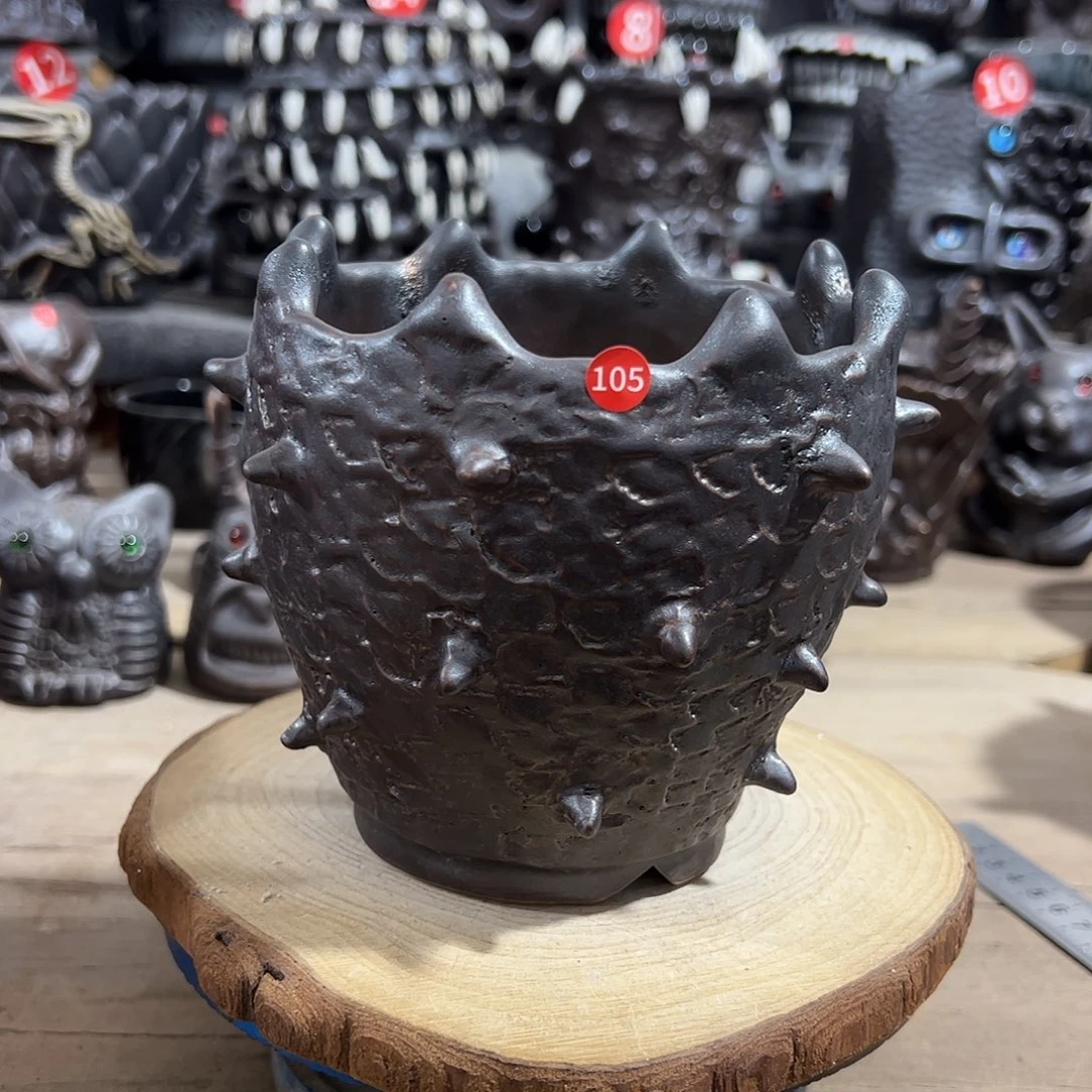 105号，手捏微瑕，内口11外高12