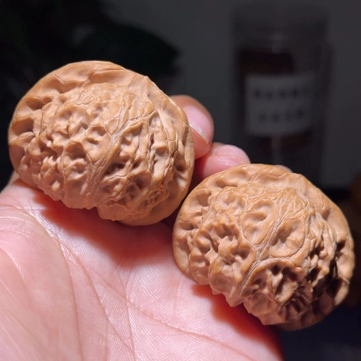 文玩核桃吊坠              43.8