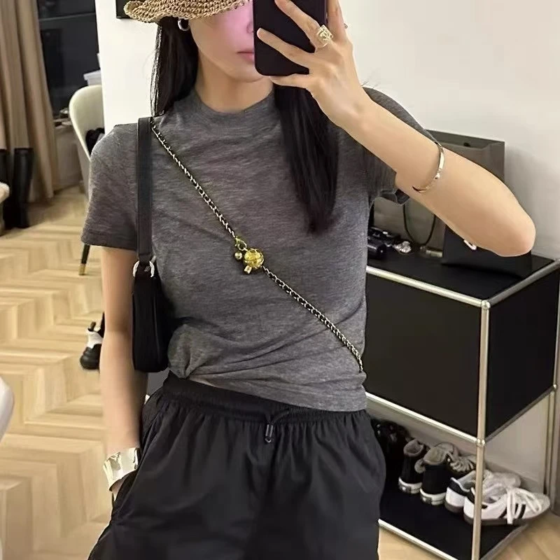 25新款冷艳风小立领天丝羊毛时尚女短袖T恤