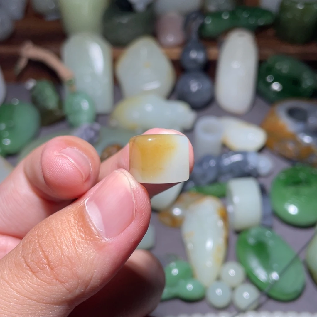 和田玉颈饰未镶嵌桀**空