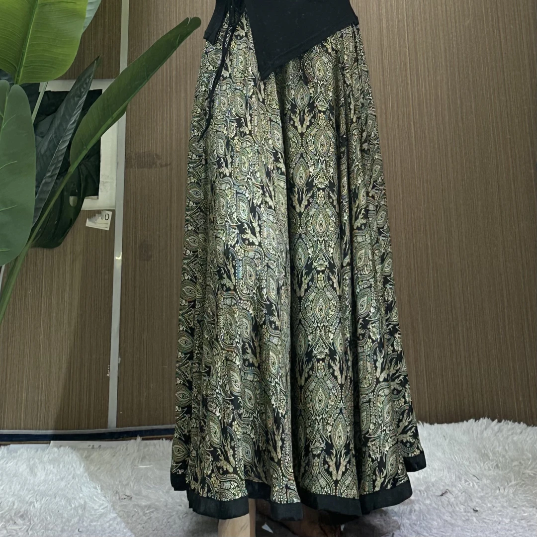 A257 号黑金色大摆裙