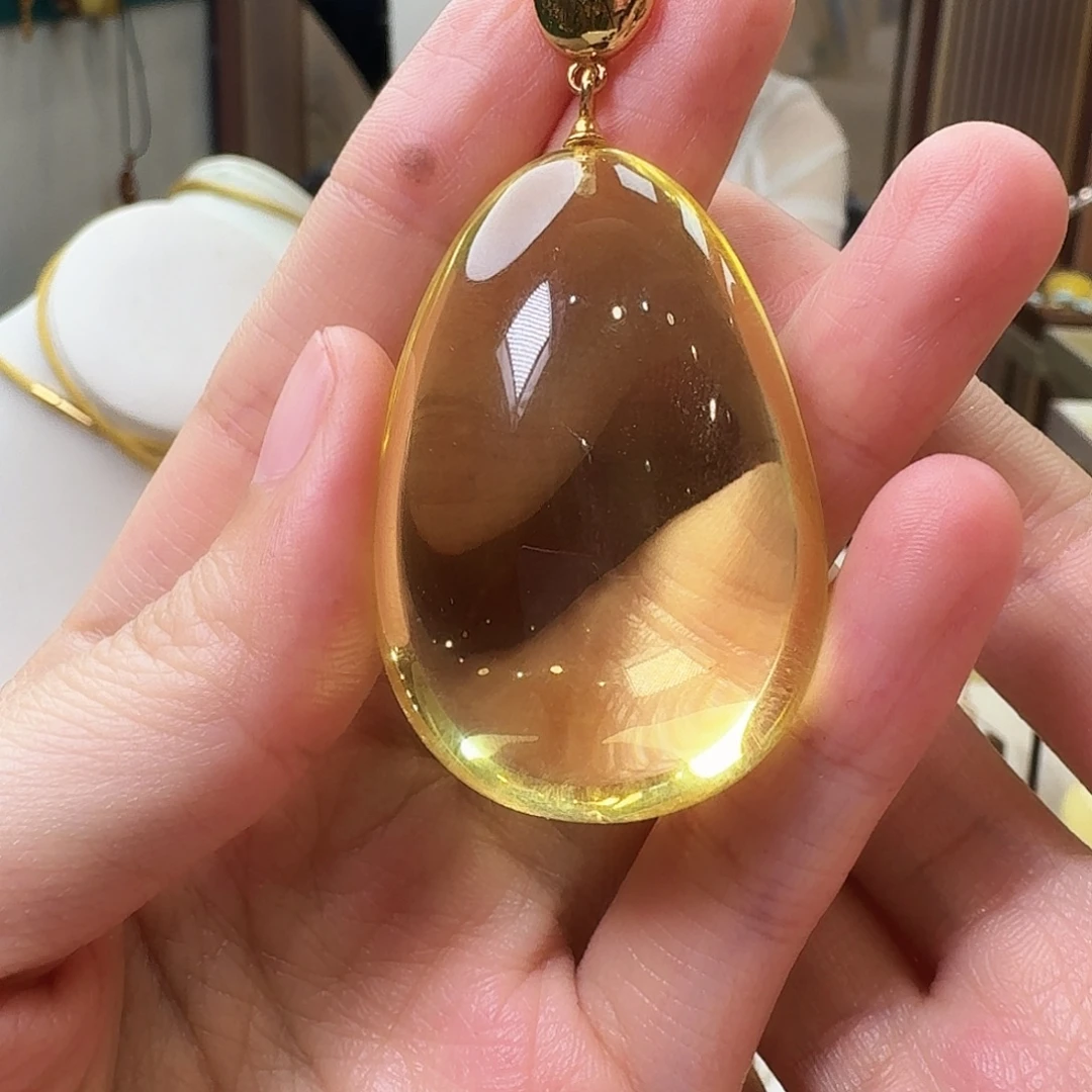 琥珀未镶嵌颈饰吊坠