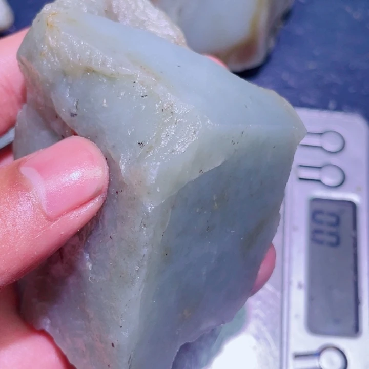 和田玉（糖玉）未镶嵌珠宝半成品