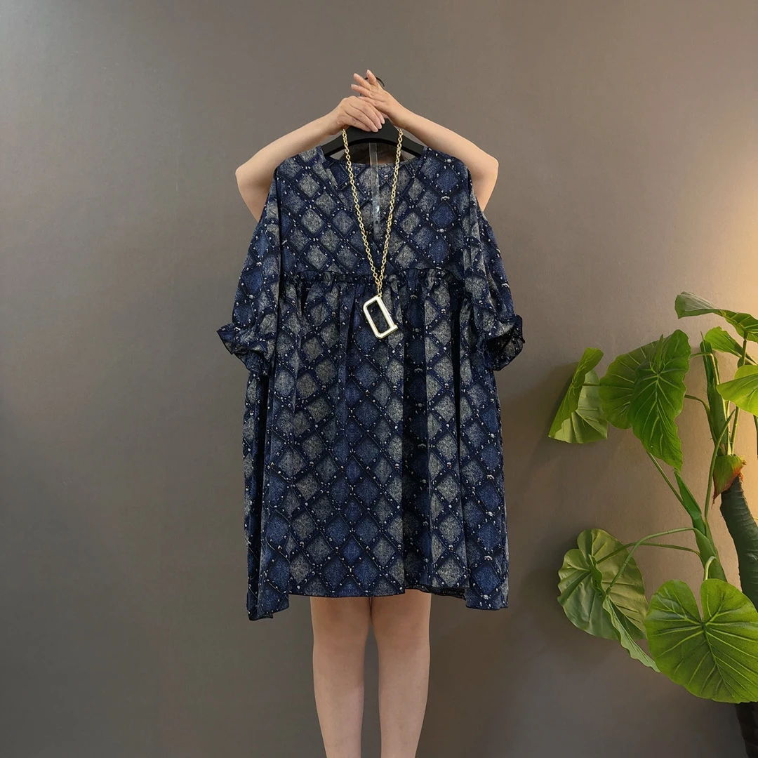 5519圆领V领A字裙短裙春季大码连衣裙四季通用甜美风格子印花