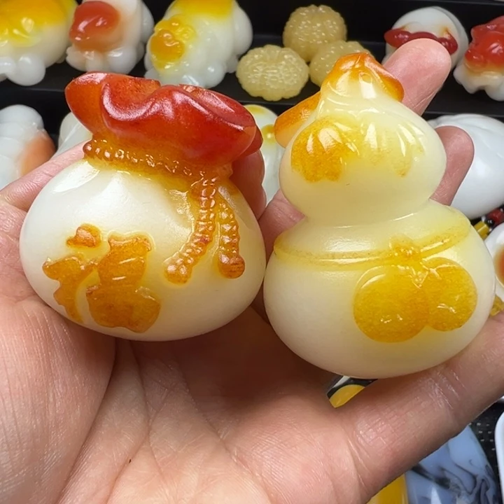 新疆戈壁五彩石金丝