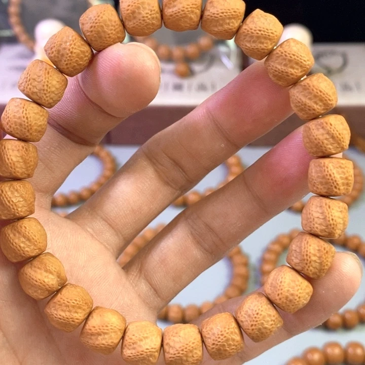 猴头核桃吊坠精工灵蛇