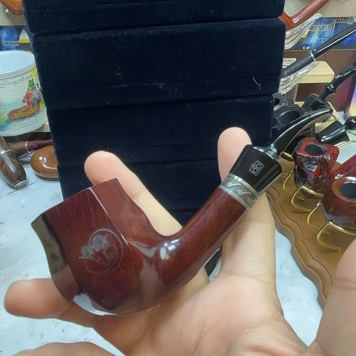 用****3烟斗的特点在于有