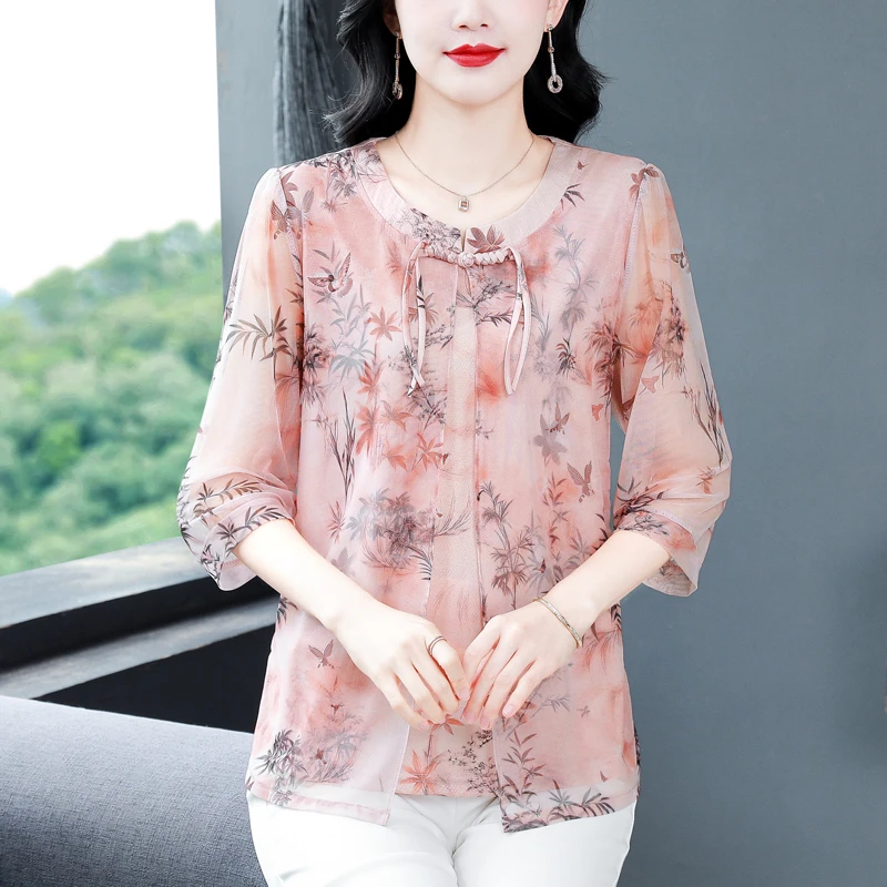 新中式国风七分袖上衣女夏季新款洋气妈妈装漂亮假两件碎花雪纺衫