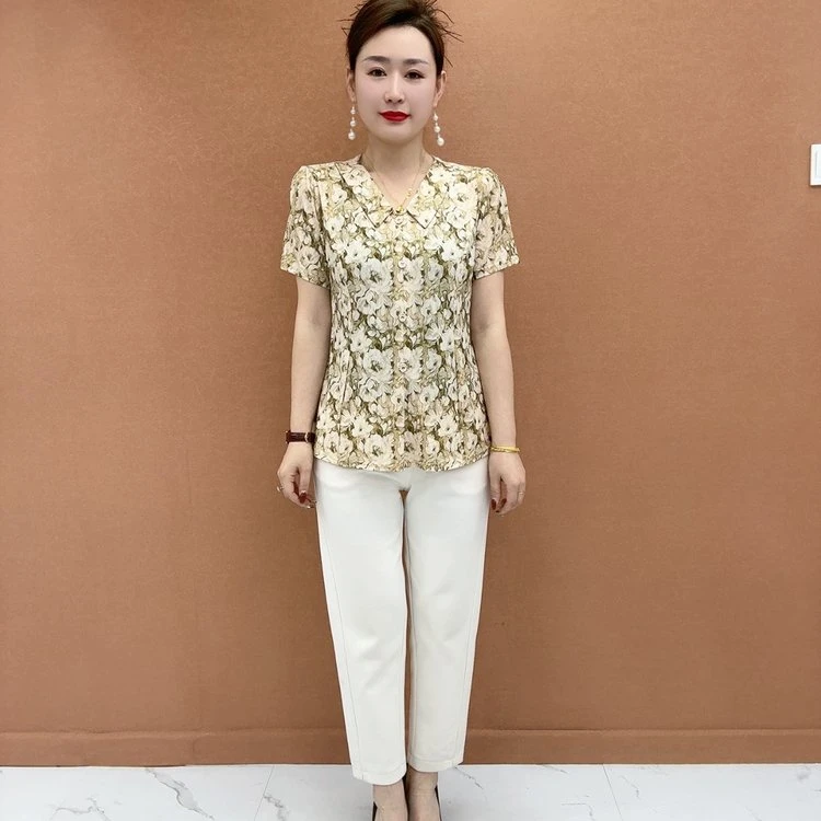 2025时尚印花碎花图案妈妈装上衣短袖百搭时尚弹力显瘦中老年女装