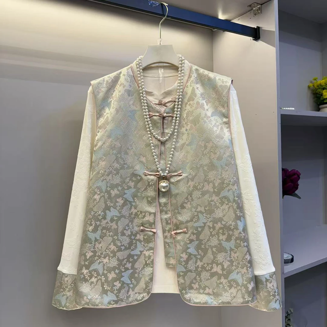 2025年早春新款复古马夹时尚遮肉显瘦气质时尚