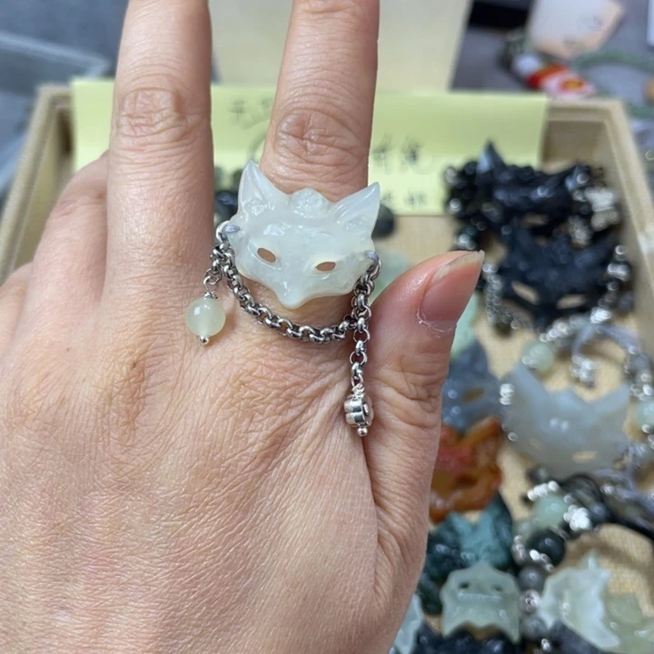蛇纹石玉合金颈饰