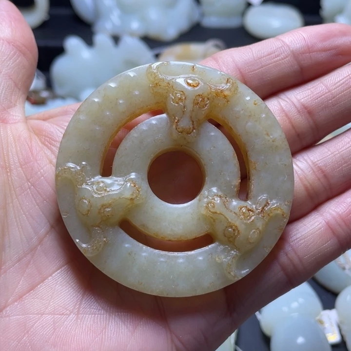 和田玉未镶嵌吊坠(不含链)