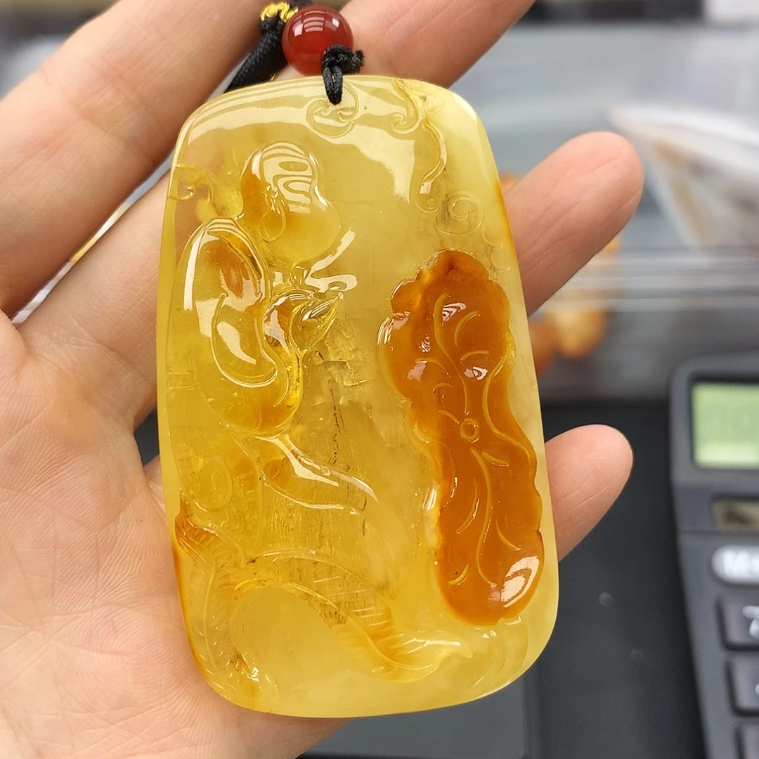 琥珀未镶嵌珠宝奇石