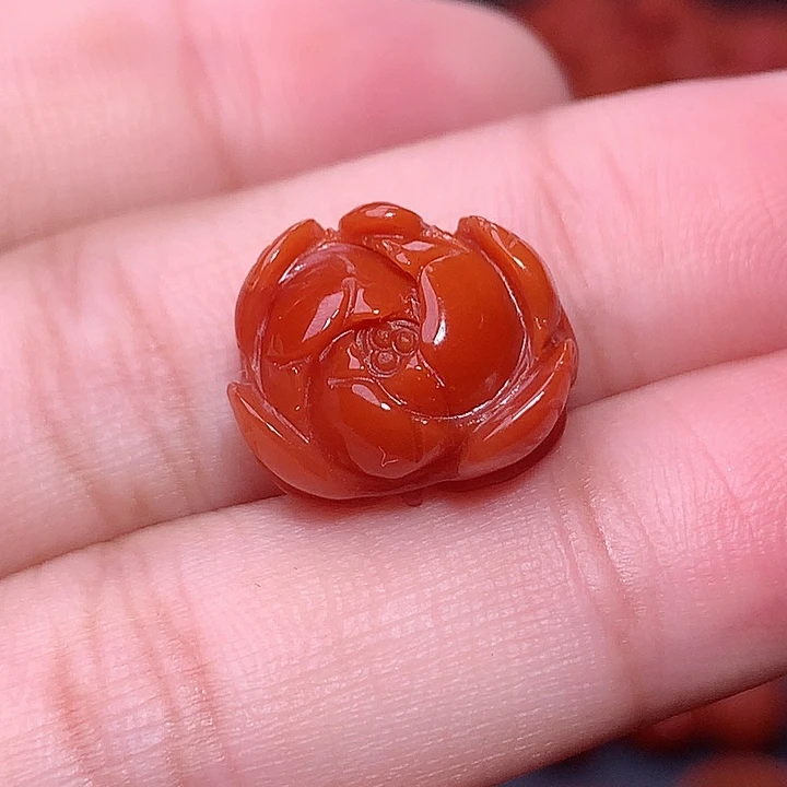 南红玛瑙未镶嵌南红牡丹花