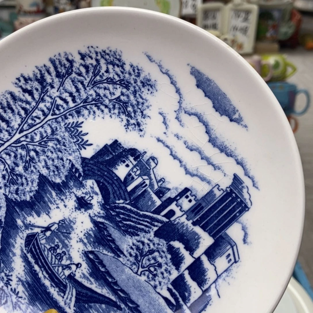 摆件一****?陶瓷哈哈哈哈哈