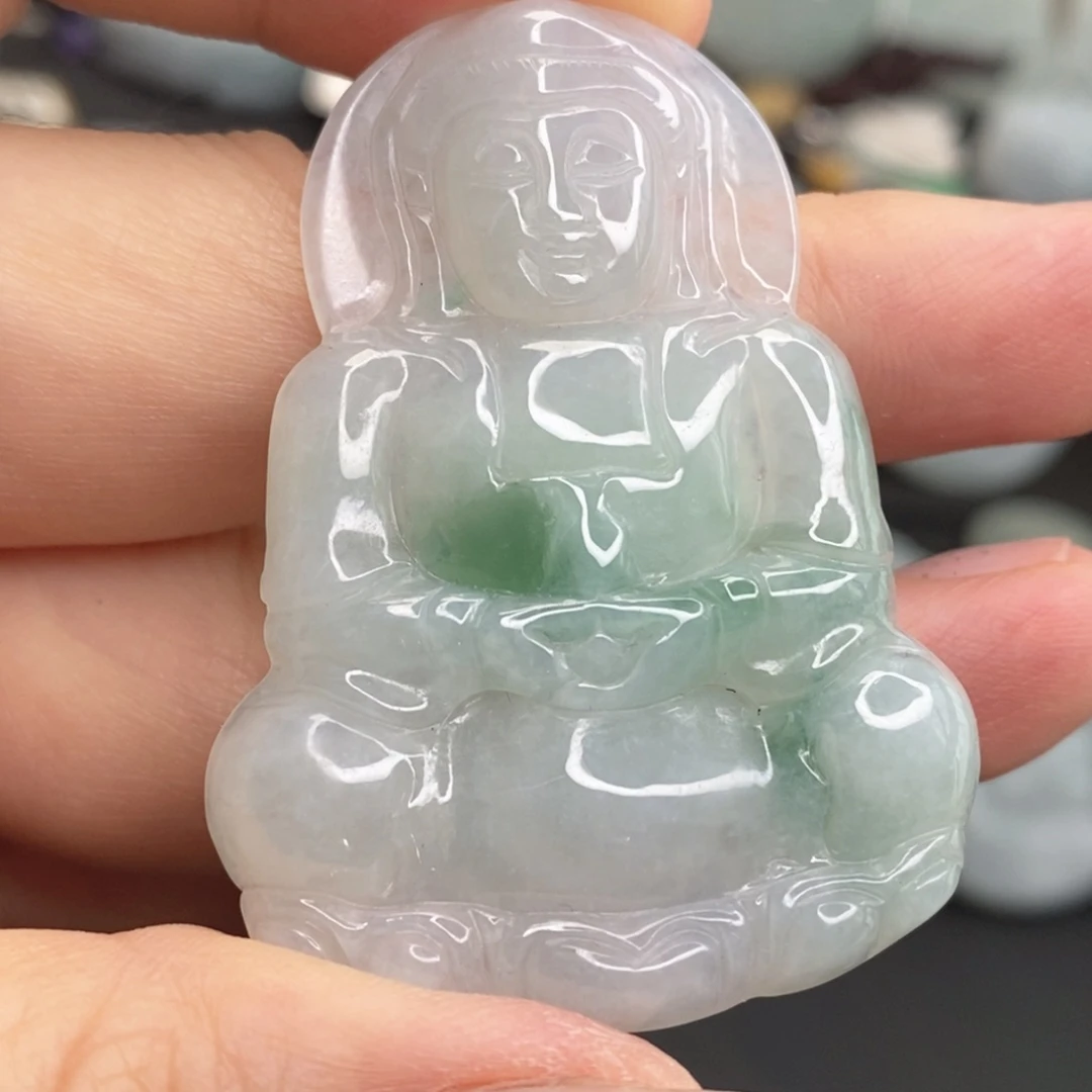 颈饰未镶嵌翡翠观音