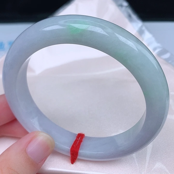 未镶嵌手镯翡翠天然