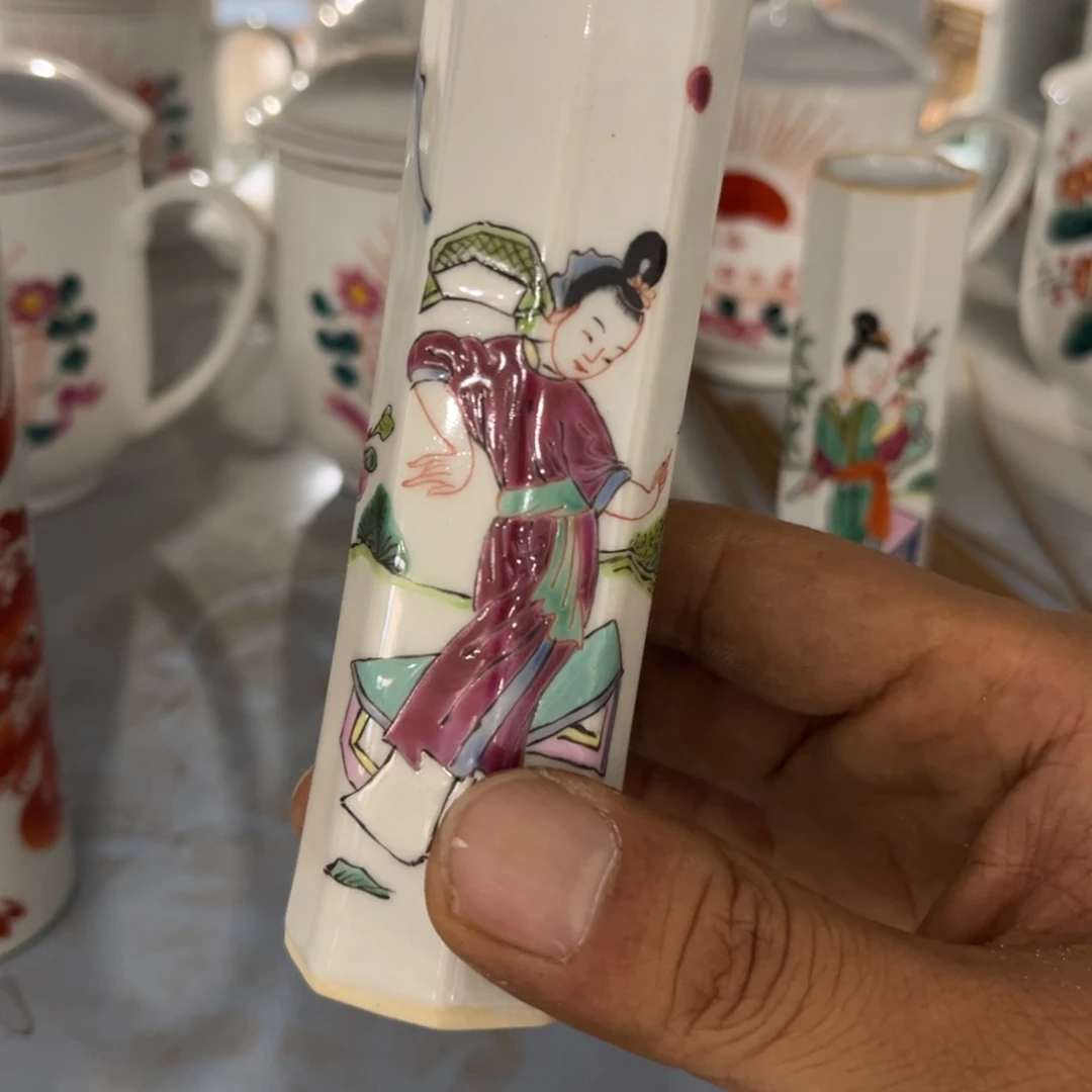 摆件摆件等物品进行处理等操作