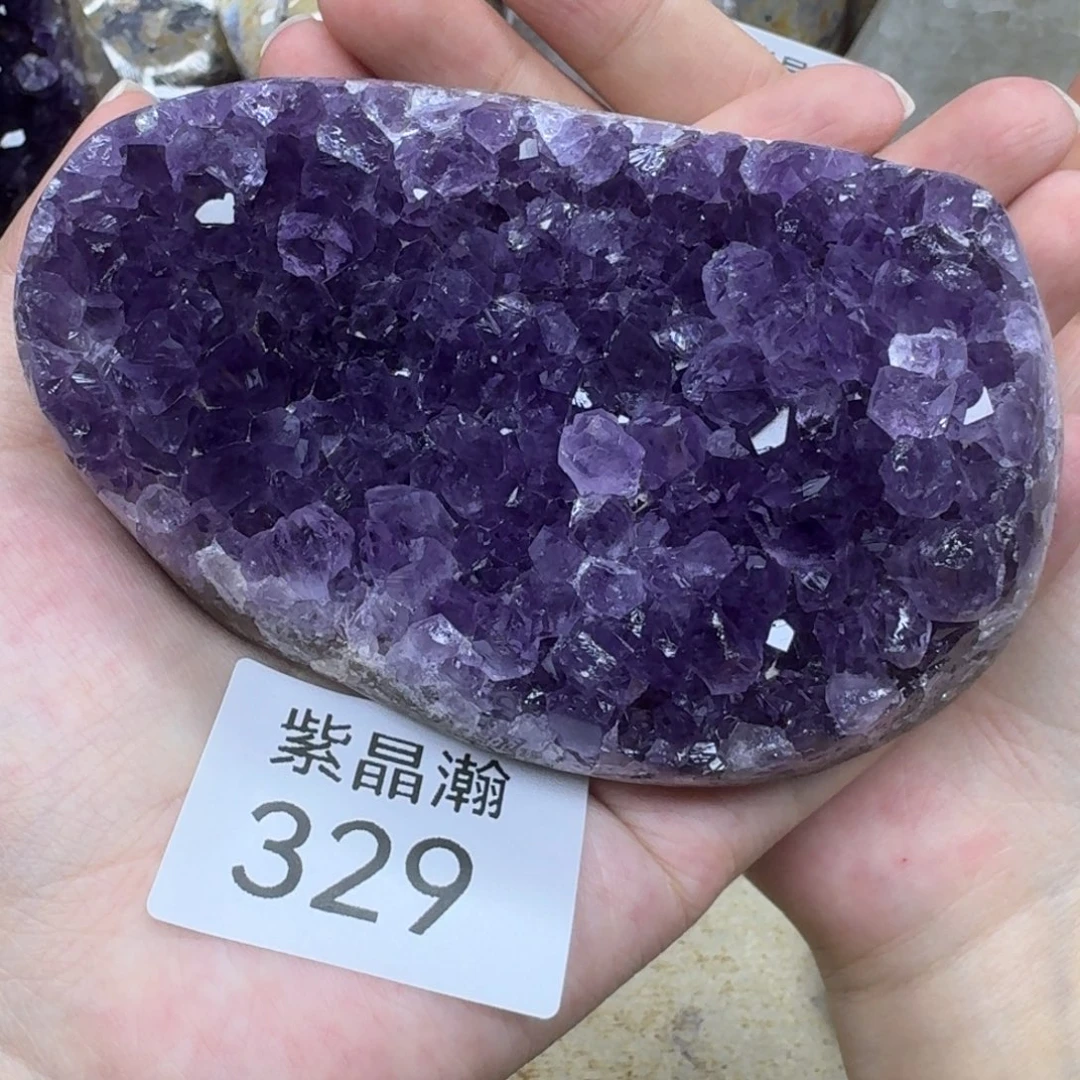 未镶嵌水晶大型摆件（非配饰）