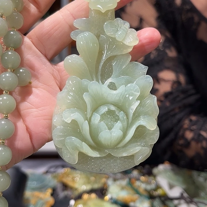 未镶嵌岫玉毛衣链