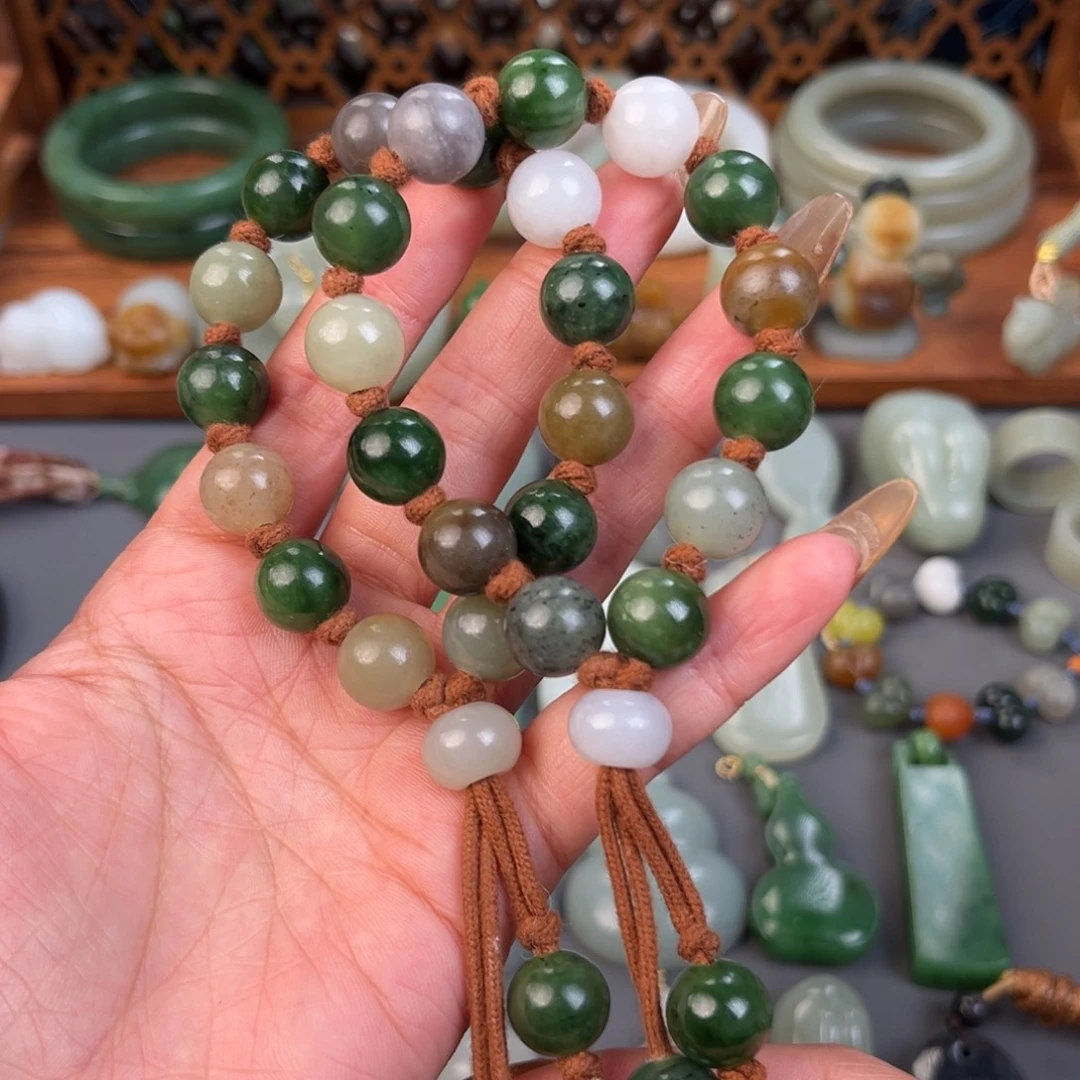 和田玉（糖玉）未镶嵌颈饰