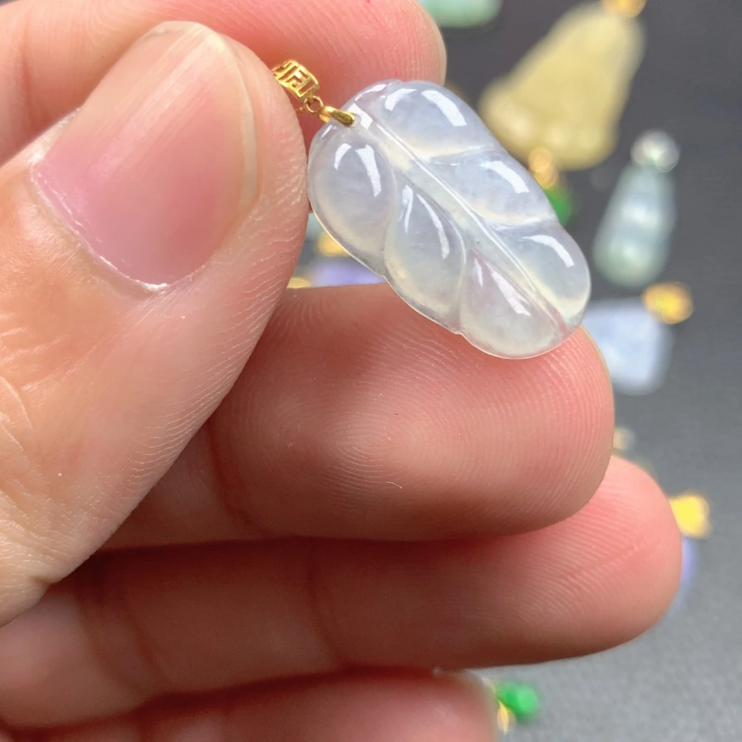 【闪购商品】颈饰18K金镶嵌翡翠翡翠