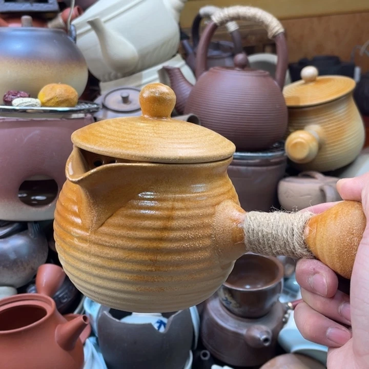 陶摆件然后又被她拉回来一起打