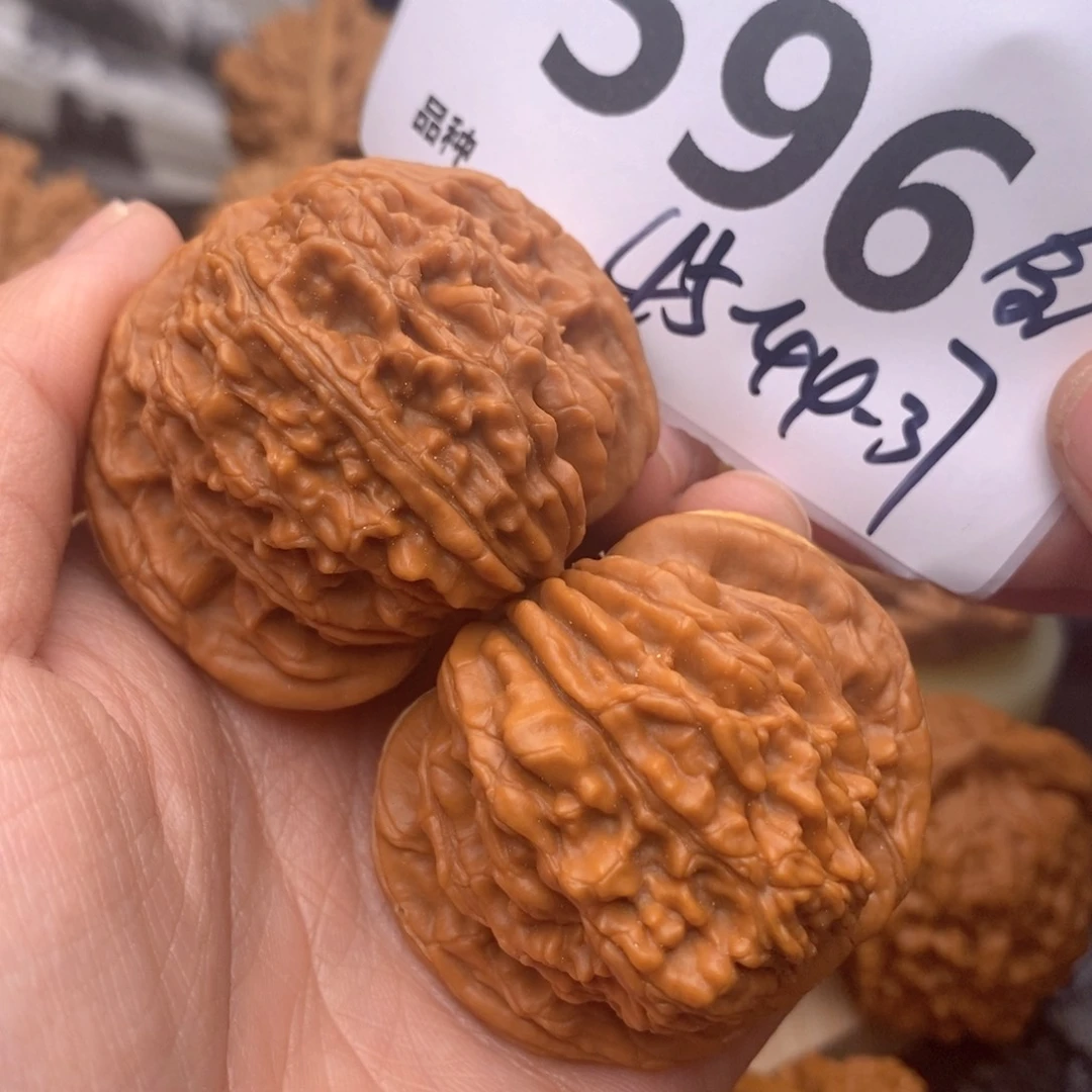 文玩核桃把件596号45全四四楼