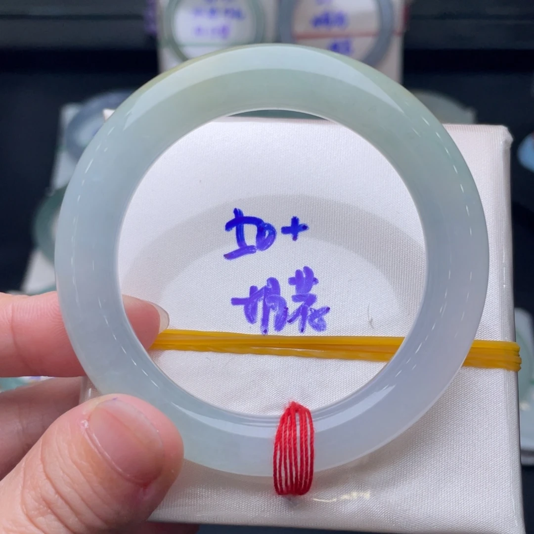 翡翠未镶嵌手镯翡翠手镯65