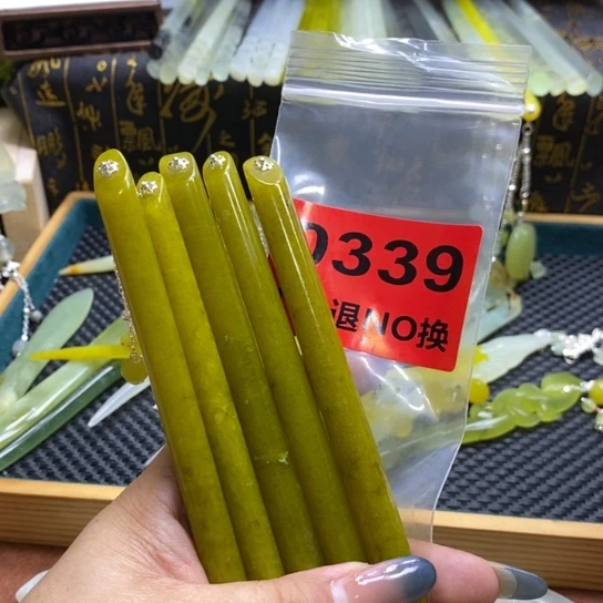 蛇纹石玉未镶嵌发簪