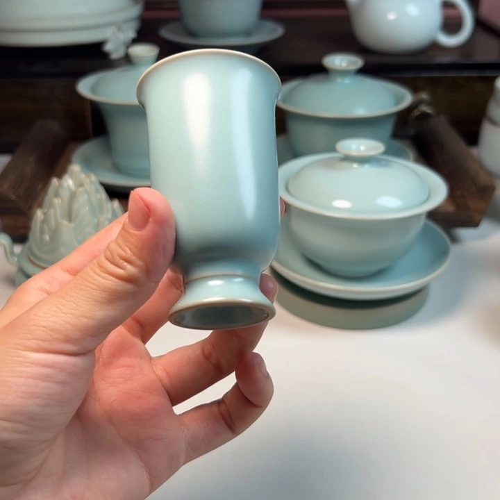 瓷片哈哈哈哈哈哈哈哈哈