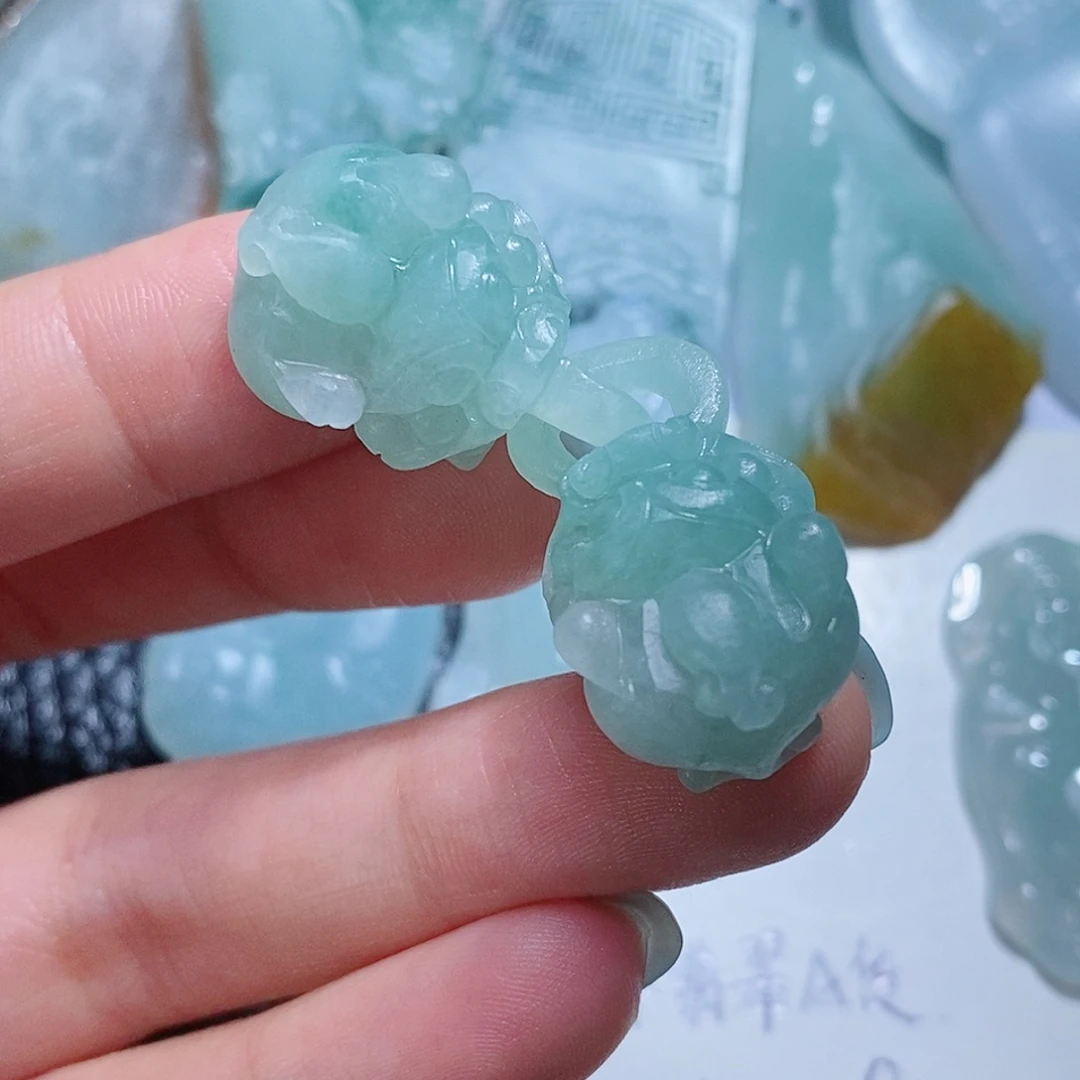 定制翡翠未镶嵌毛货付款后确认抛光