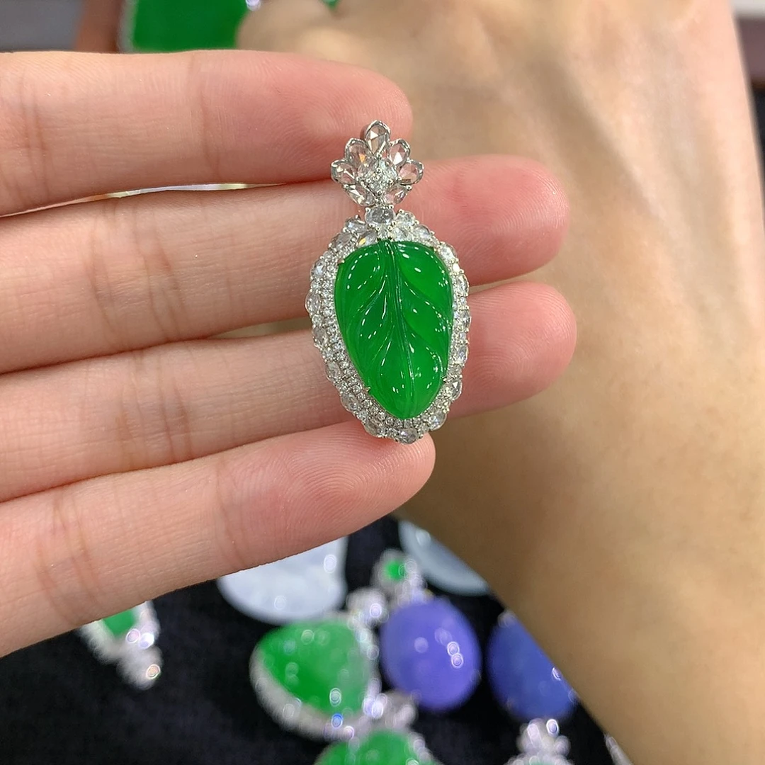 【闪购商品】翡翠18K金镶嵌吊坠(不含链)叶子