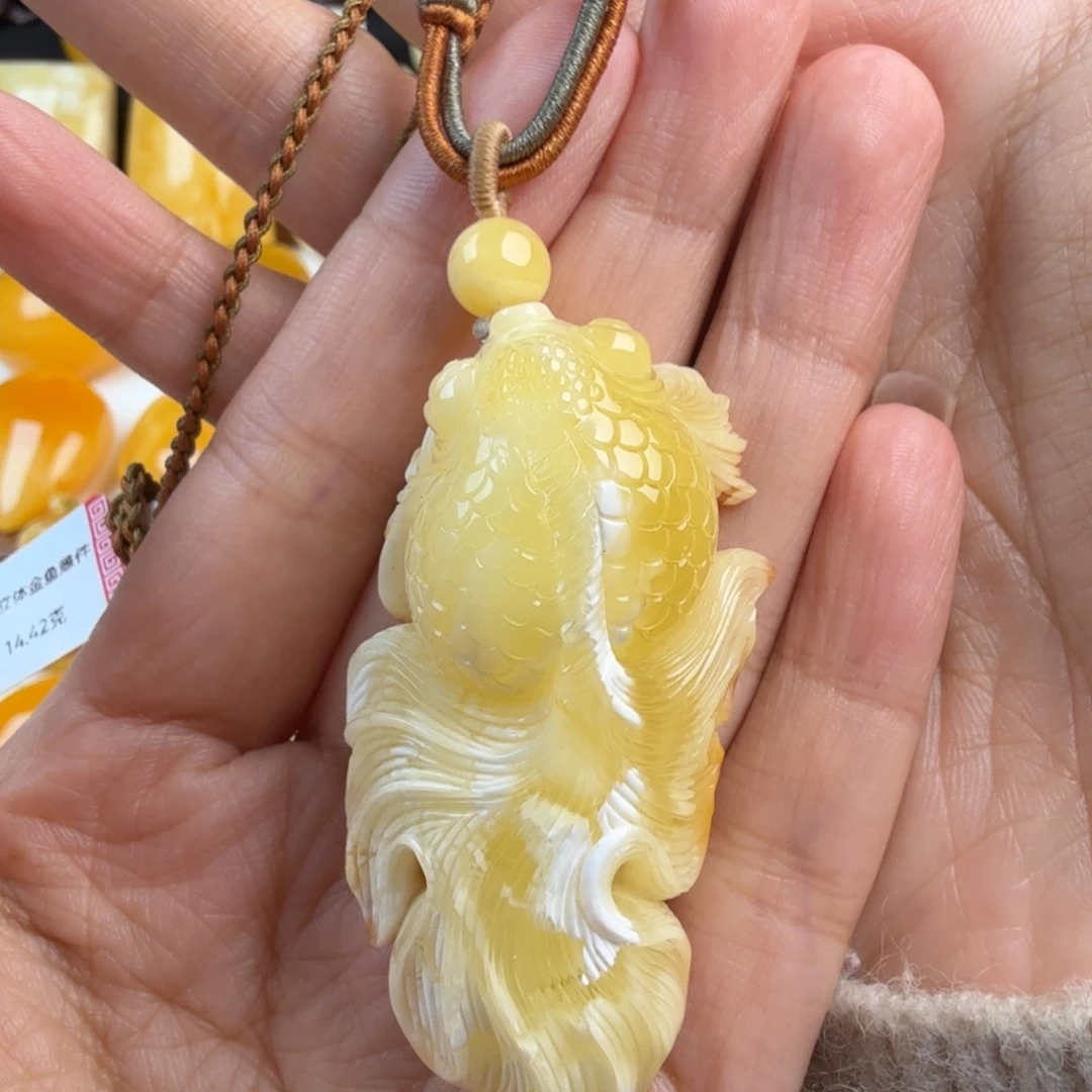 琥珀未镶嵌颈饰纯天然琥珀蜜蜡无优化