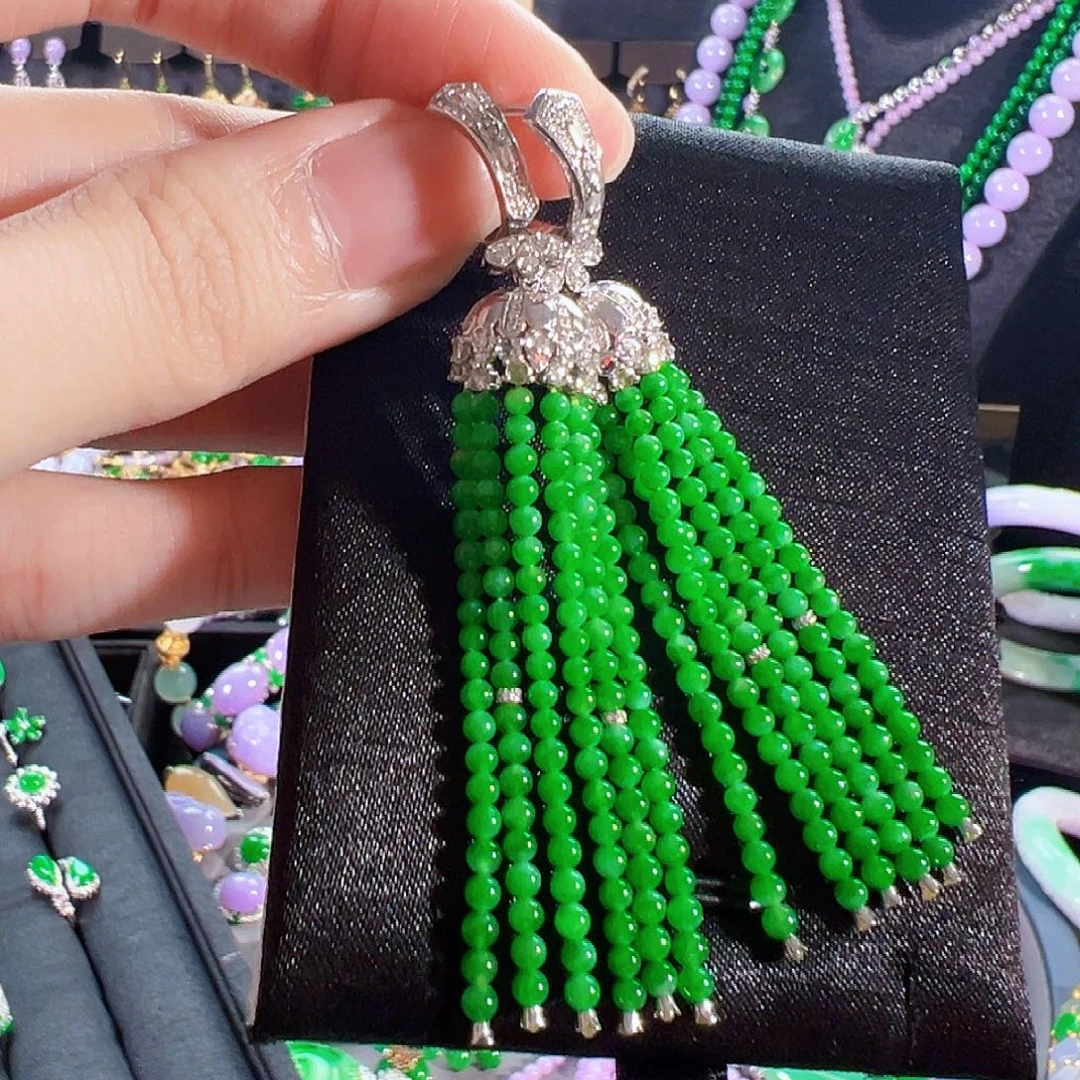 翡翠18K金镶嵌耳饰签收后24小时鉴赏期