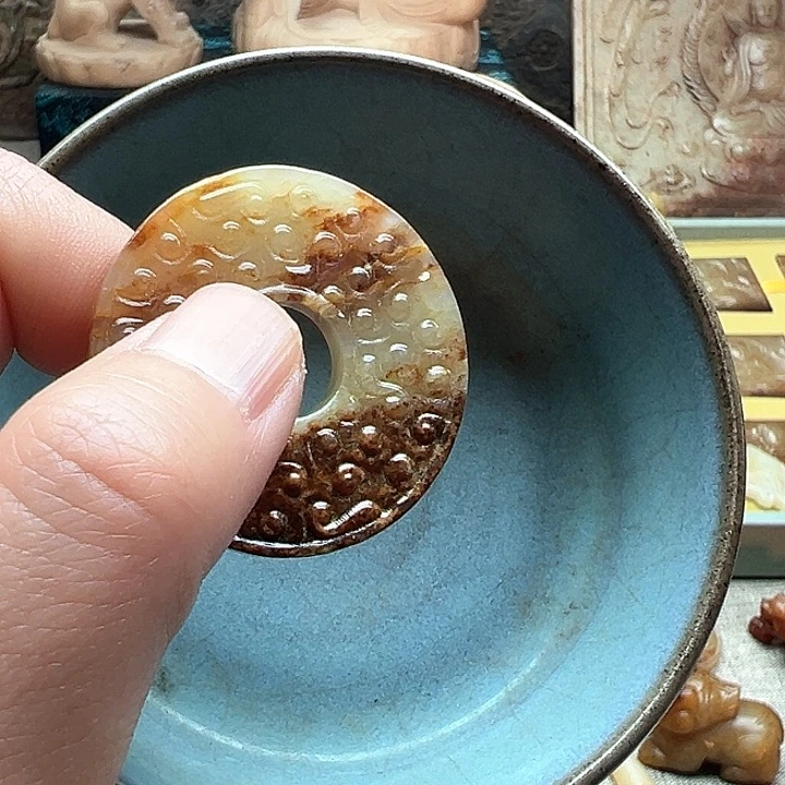 瓷片袁*勇瓷器艺术设计专业