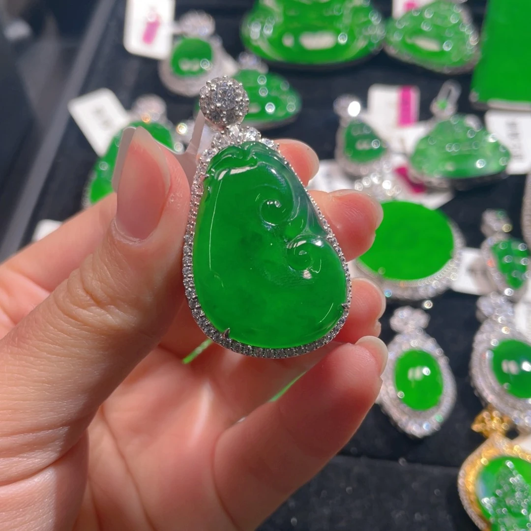 翡翠吊坠(不含链)未镶嵌